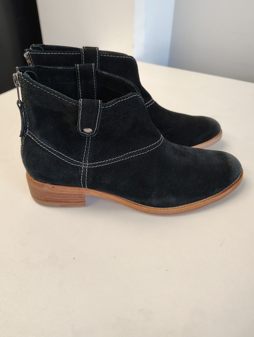 Johnston & Murphy Stephanie Genuine Suede Ankle Boot Black Size 9M